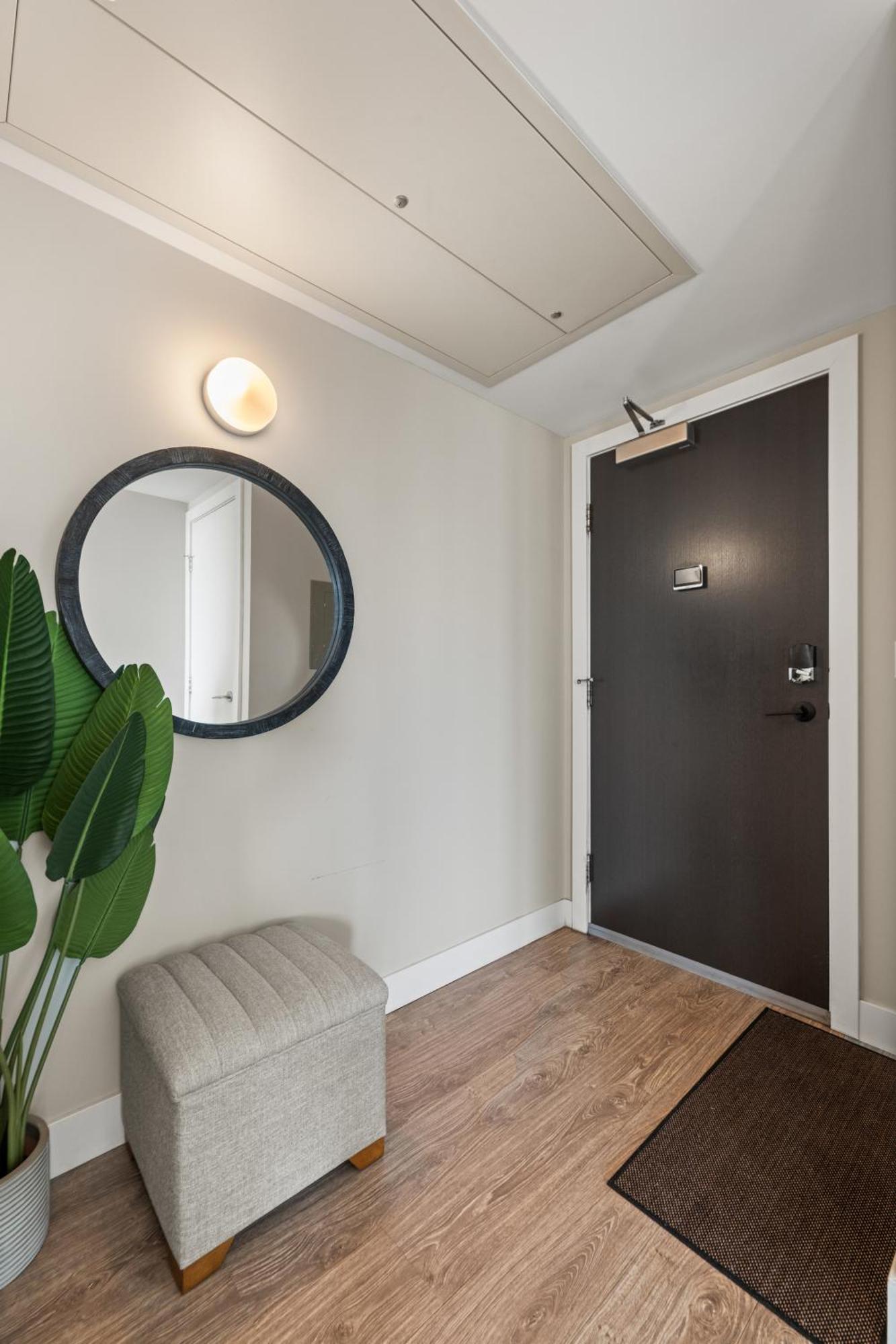 Modern Suite Calgary Downtown 5 Min Walk Stampede Exterior foto