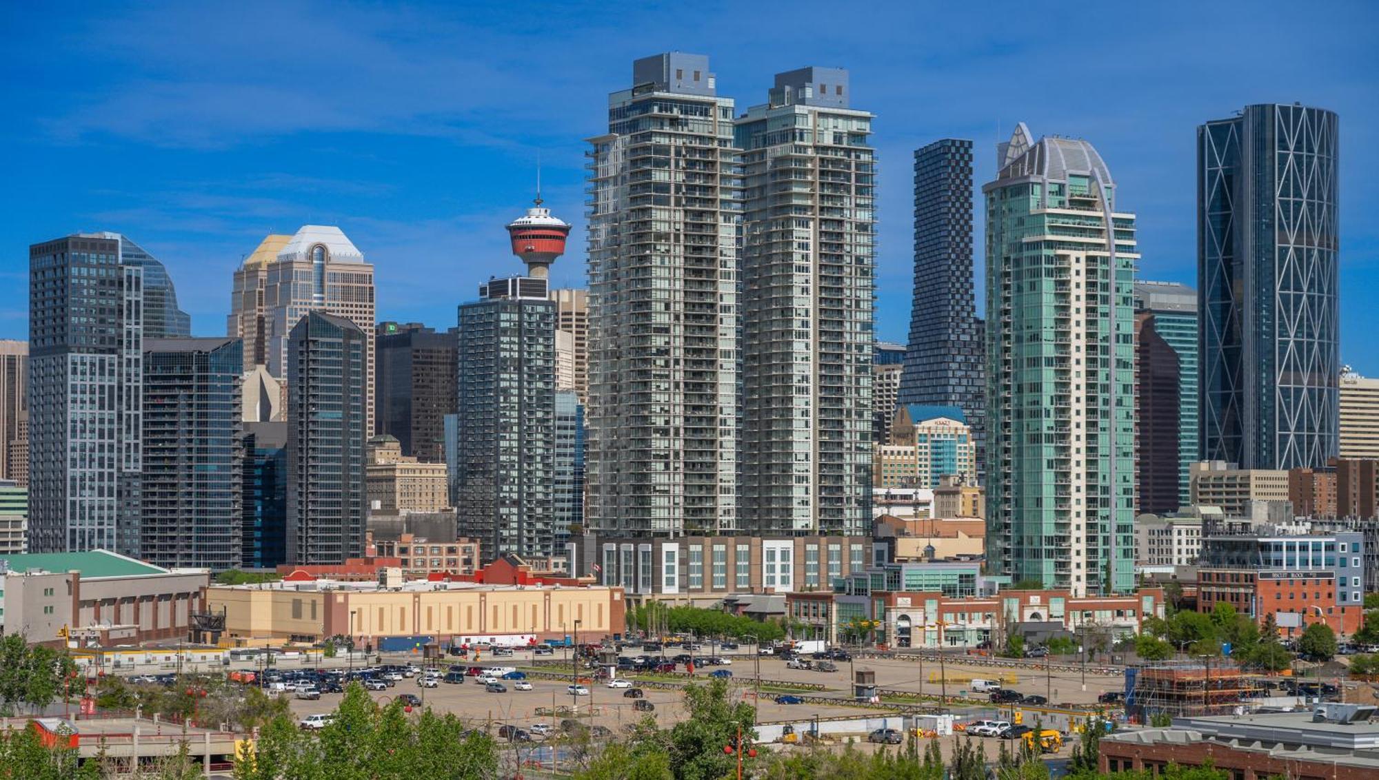 Modern Suite Calgary Downtown 5 Min Walk Stampede Exterior foto